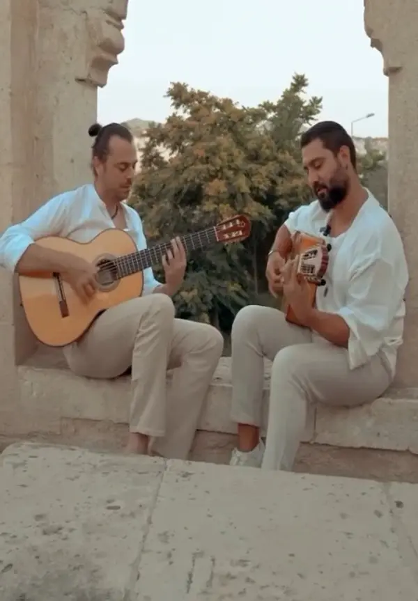 Gipsy Kings Tribute - Burak Altuni & Ceyhun Güneş thumbnail