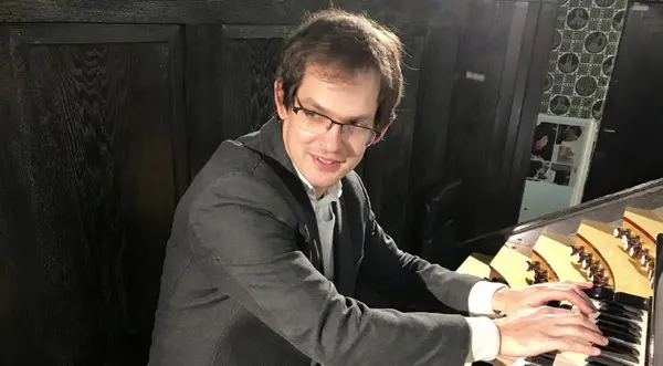 Marton Levente Horvath thumbnail