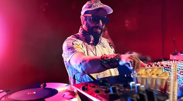 90lar Türkçe Pop Parti : Mansur Ark & Dj Fikret Kocamaz thumbnail
