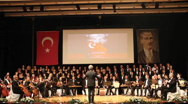 T.C. E.Ü. Klasik Türk Müziği Korosu thumbnail